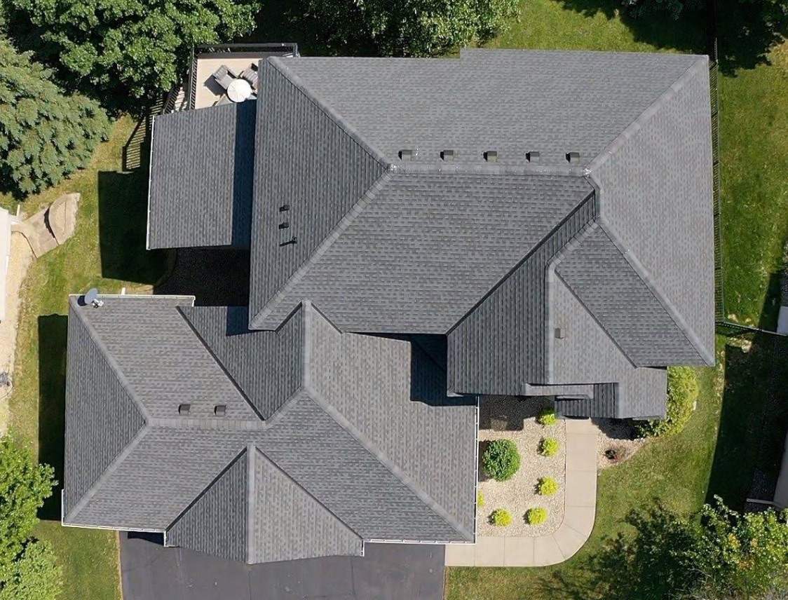 Brooklyn Park, MN - GAF HDZ, Vinyl Siding Soffit & Fascia, Gutters